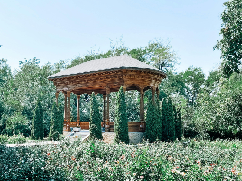 В Таджикистане снимают фильм о дружбе Джами и Навои